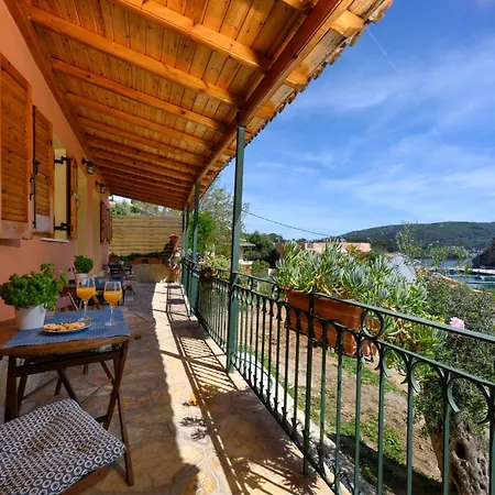 Apartment Pieros Alipa