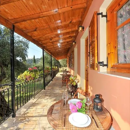 Apartment Pieros Alipa *
